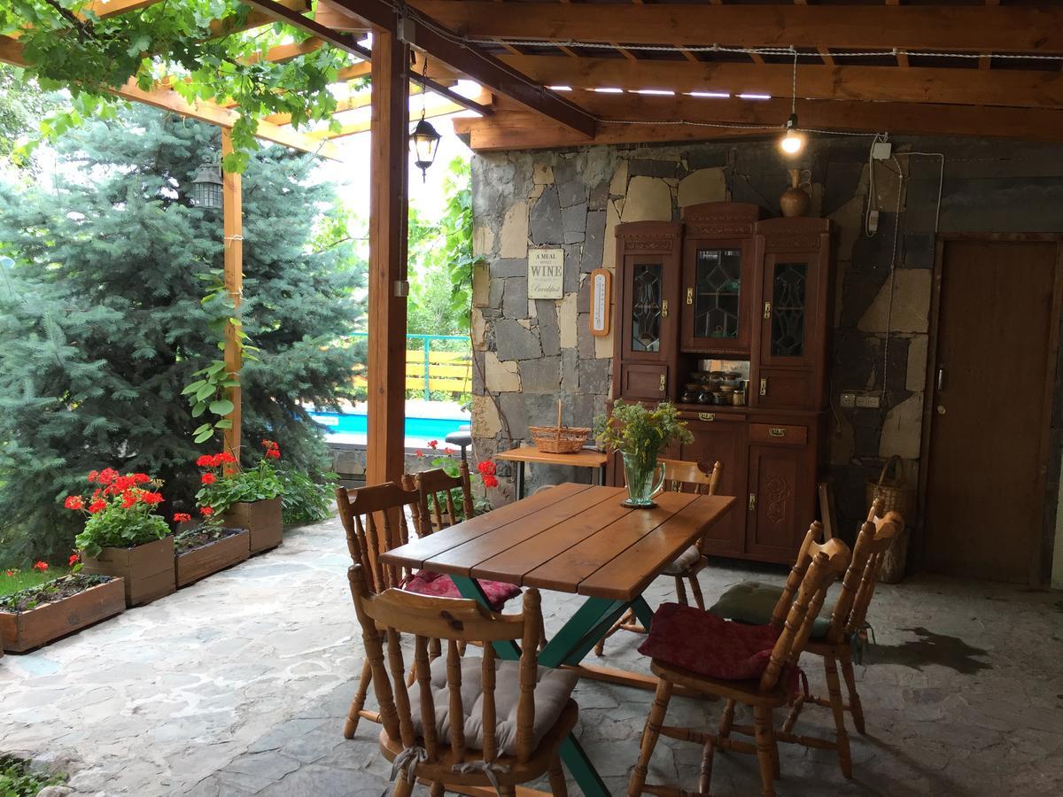 Green Stone Boutique Hotel Yeghegnadzor Екстер'єр фото